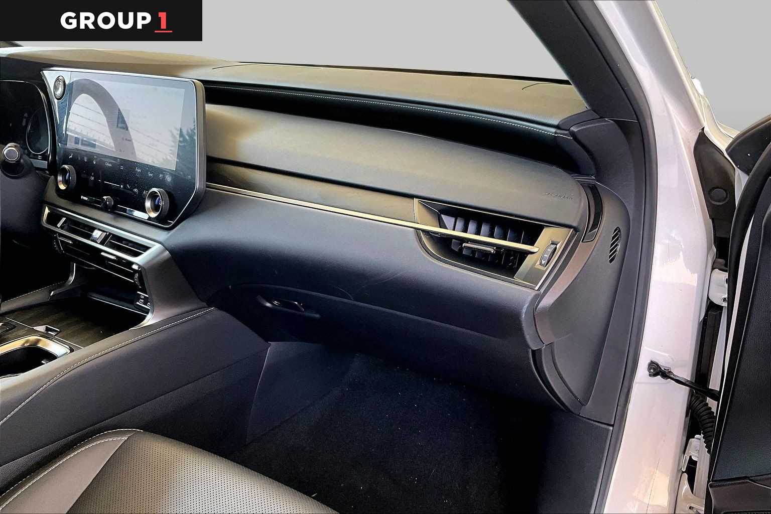 2024 Lexus RX 350 photo 16 of 34