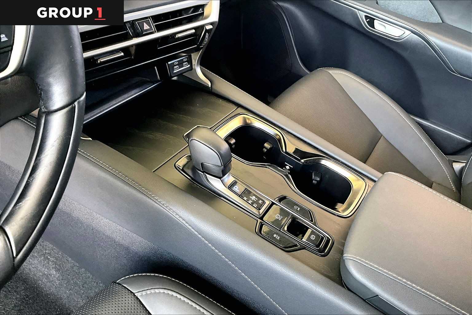 2024 Lexus RX 350 photo 14 of 34