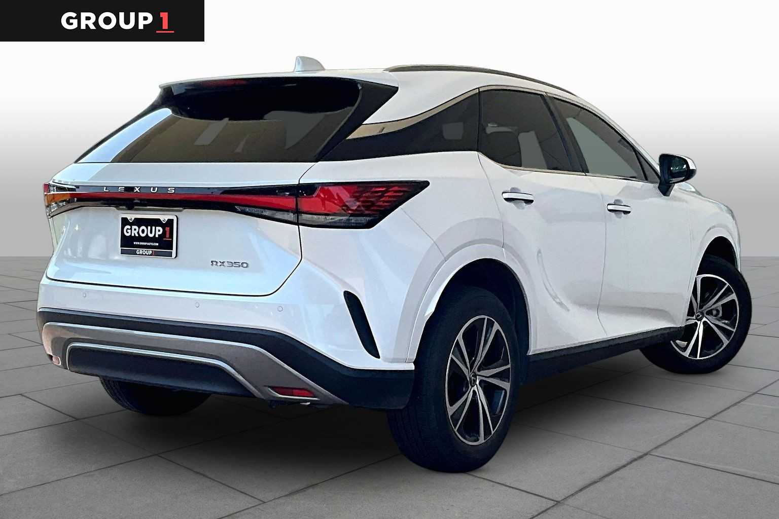 2024 Lexus RX 350 photo 11 of 34
