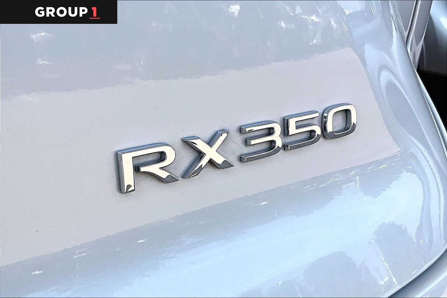 2024 Lexus RX 350 photo 28 of 34