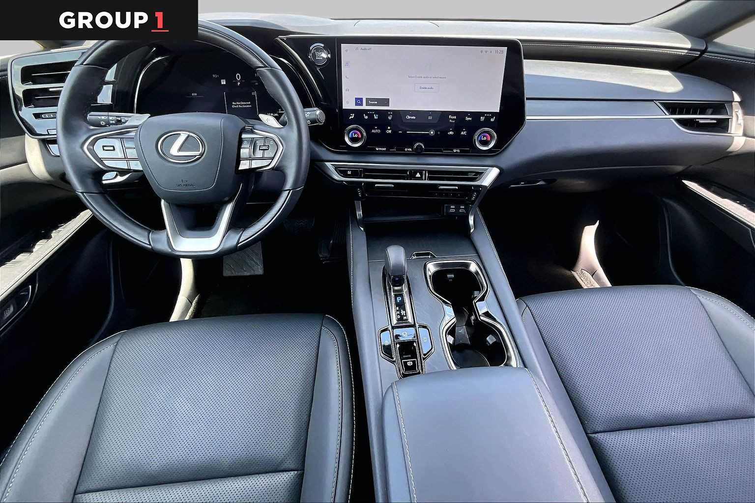 2026 Lexus RX 350 photo 13 of 34