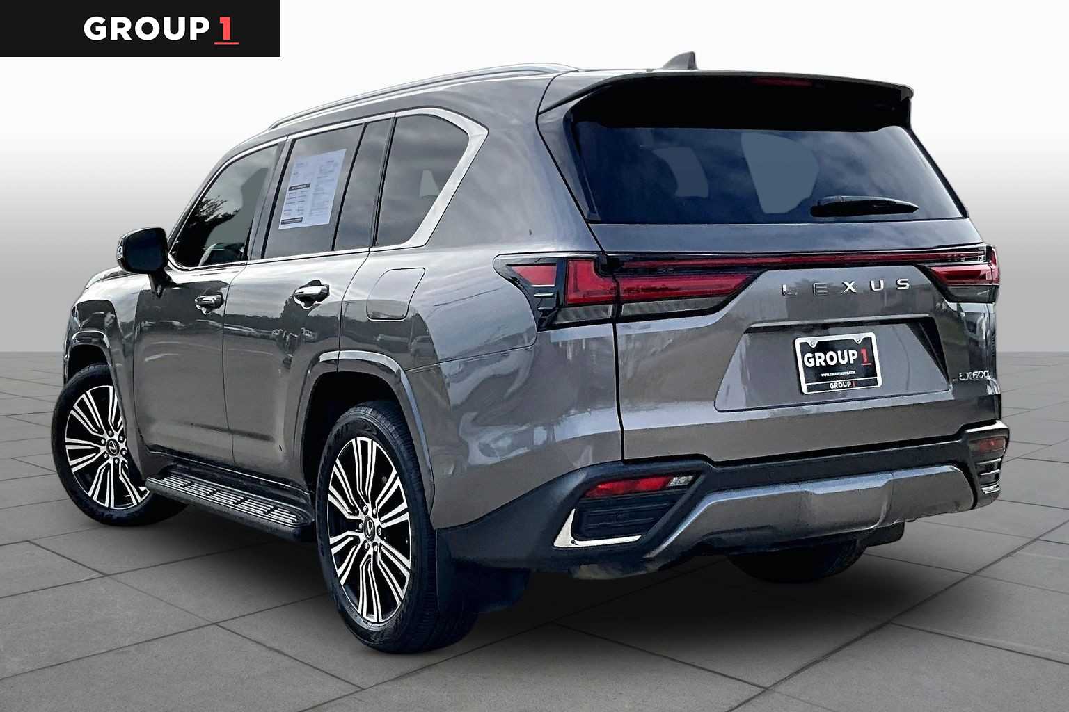 2025 Lexus LX 600 photo 10 of 34