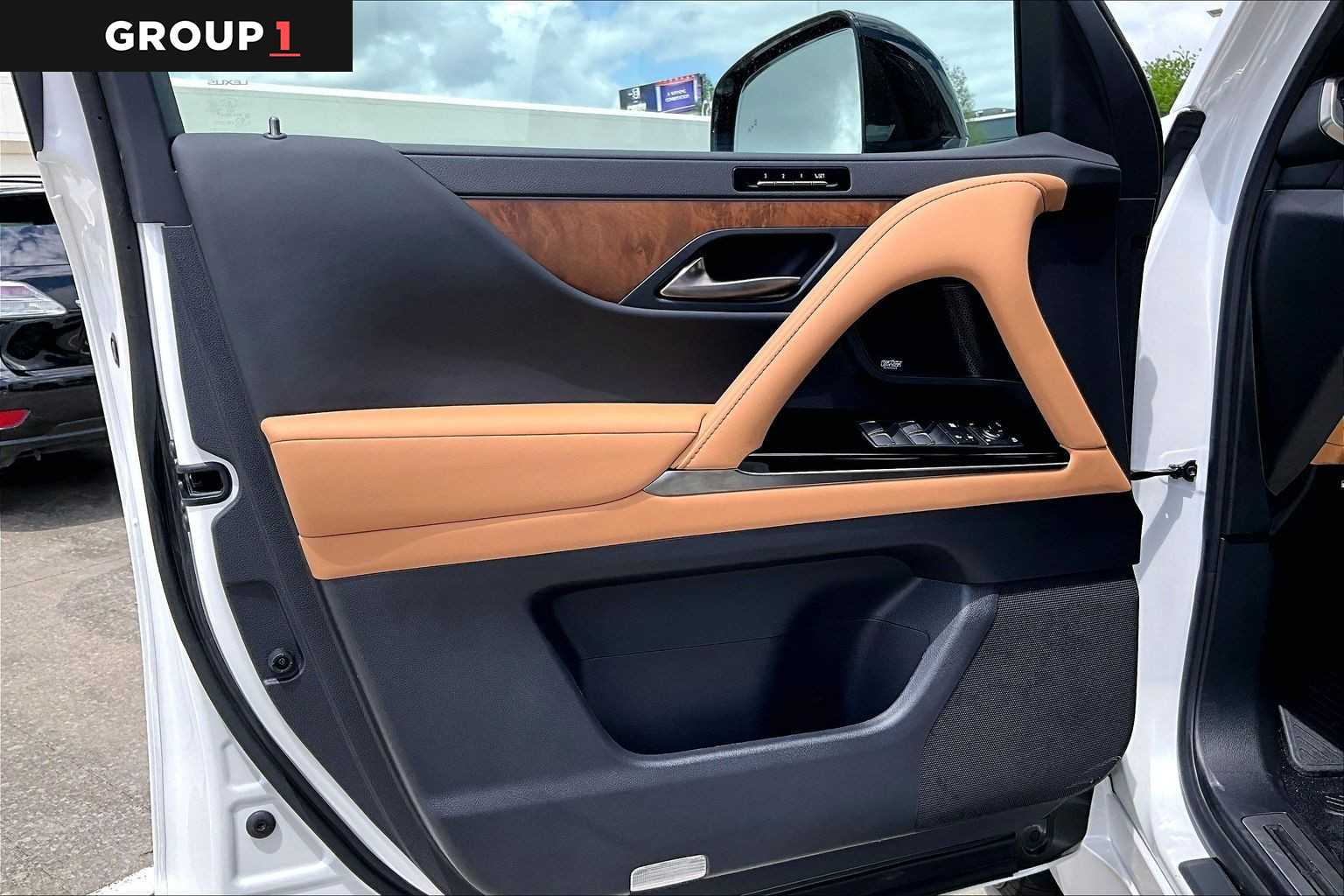 2026 Lexus LX 700h Luxury  Eminent White Pearl at Lexus Southwest Houston