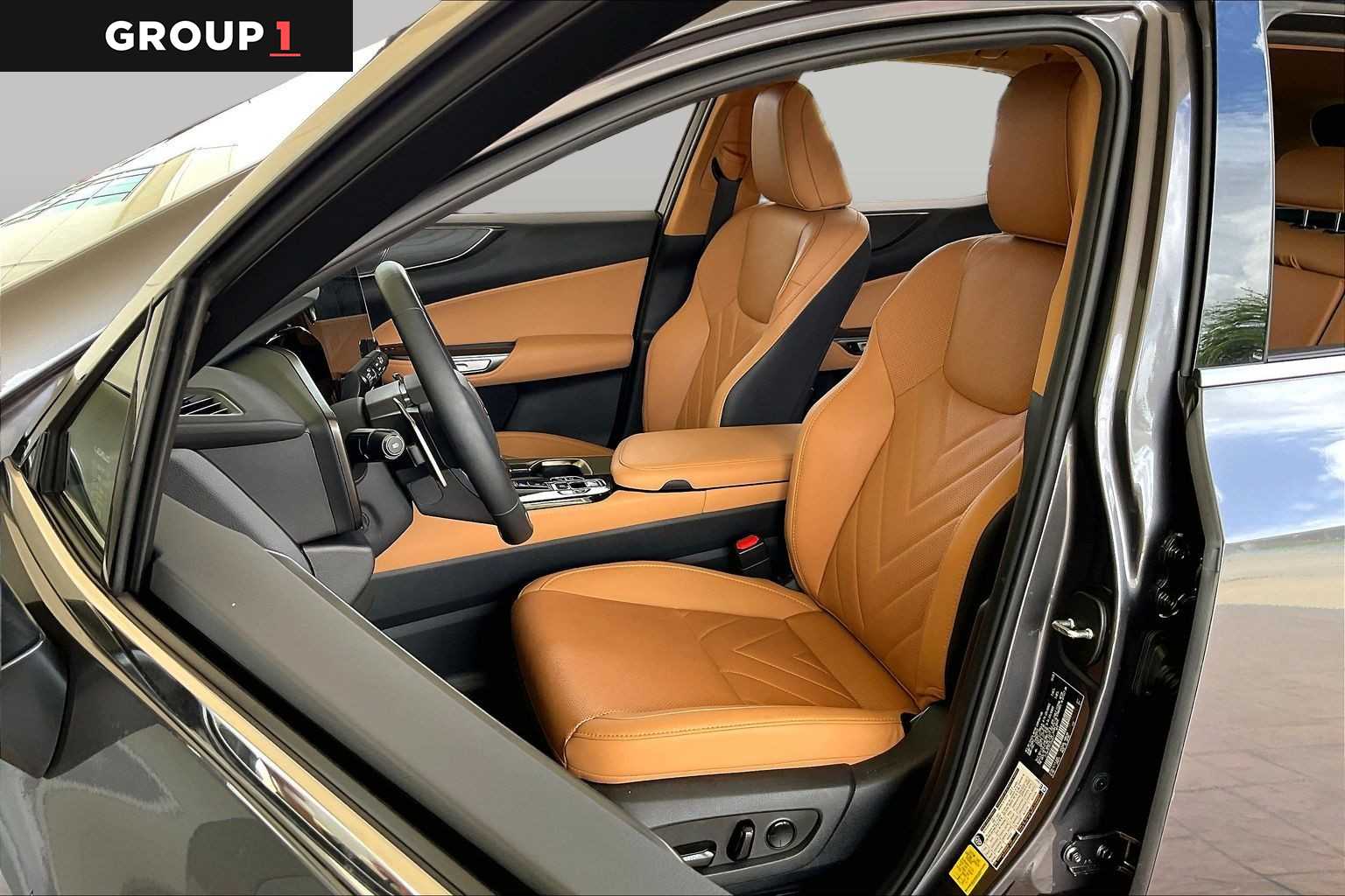 2026 Lexus NX 450h+ photo 7 of 34