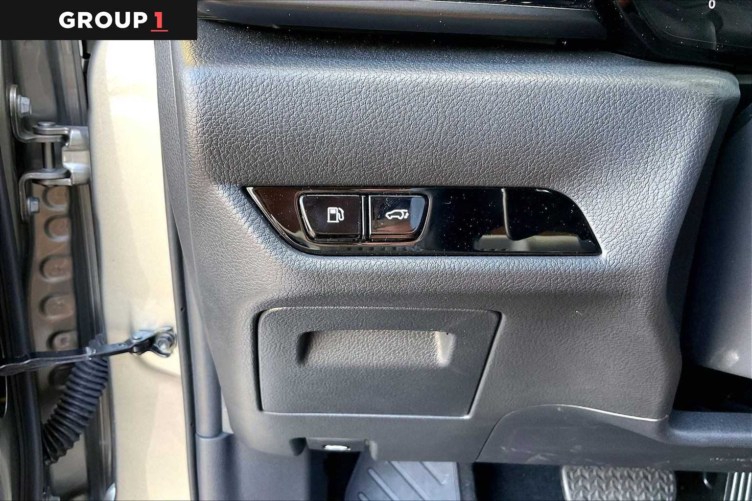 2026 Lexus NX 450h+ photo 33 of 34