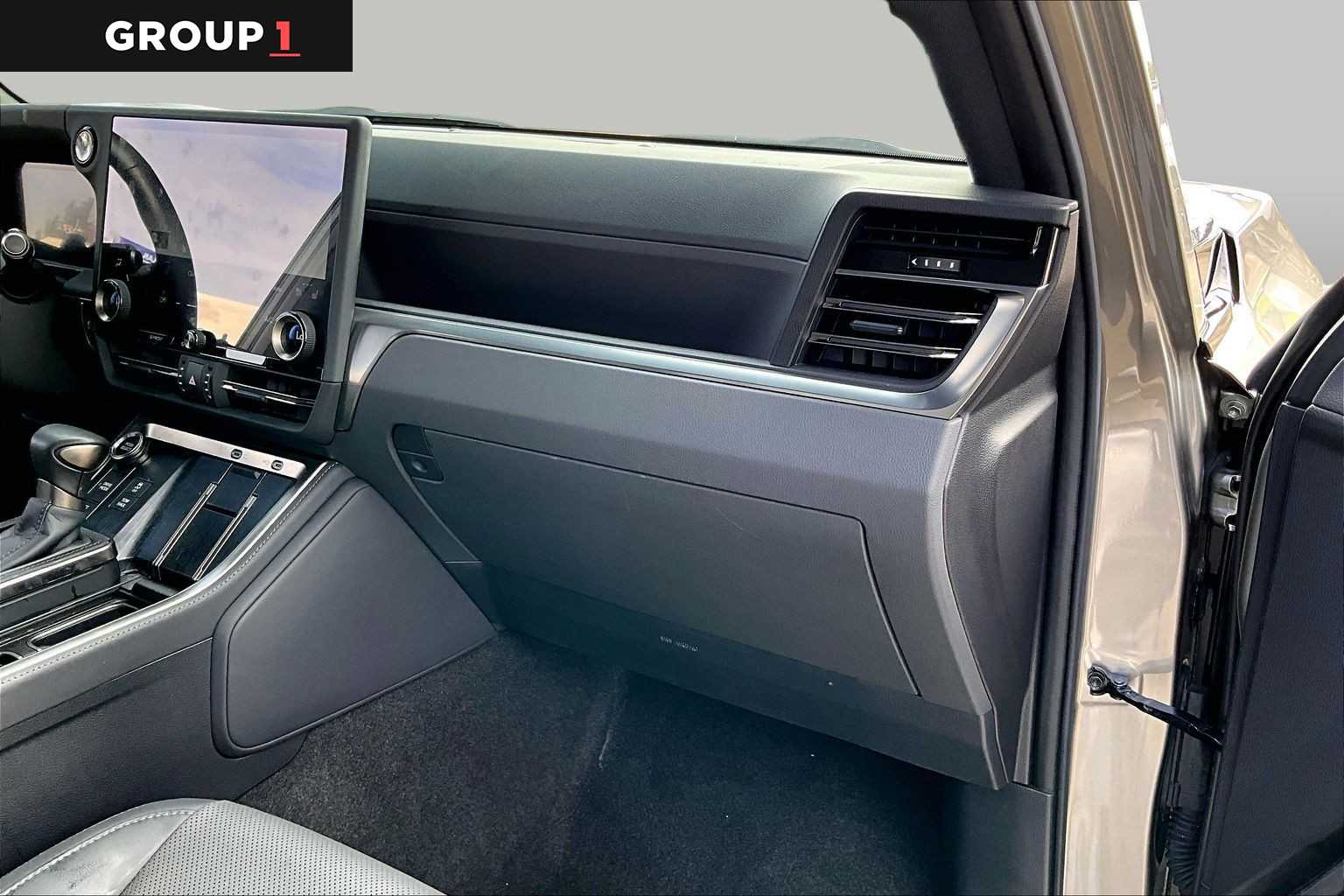 2025 Lexus GX 550 photo 16 of 34