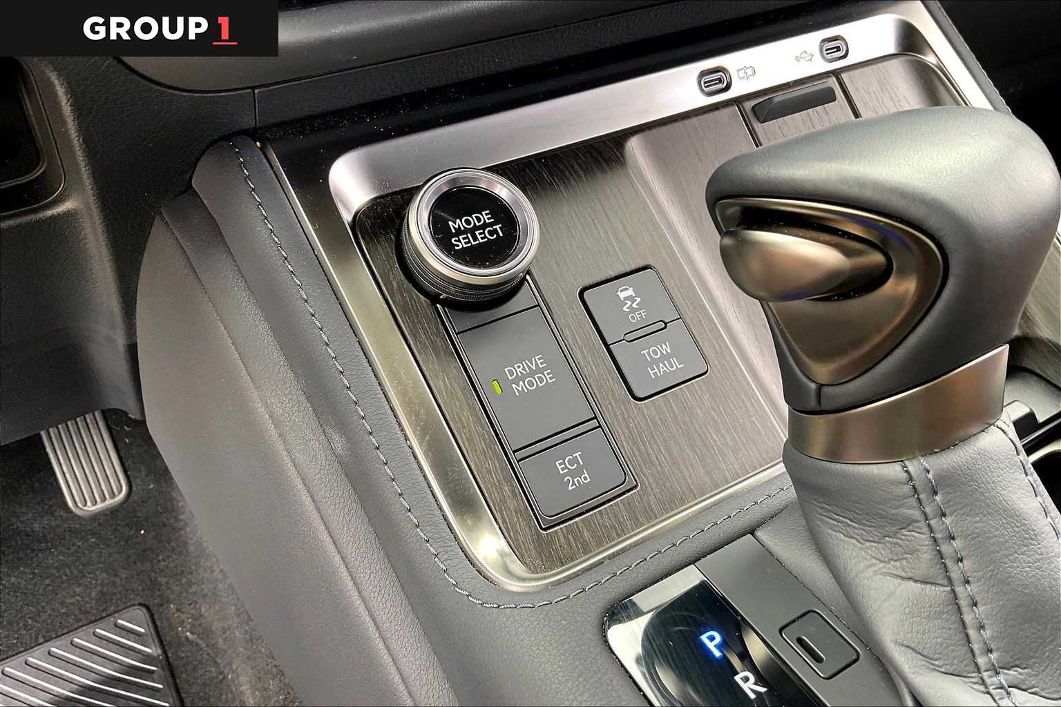 2025 Lexus GX 550 Luxury  Eminent White Pearl at Lexus Southwest Houston