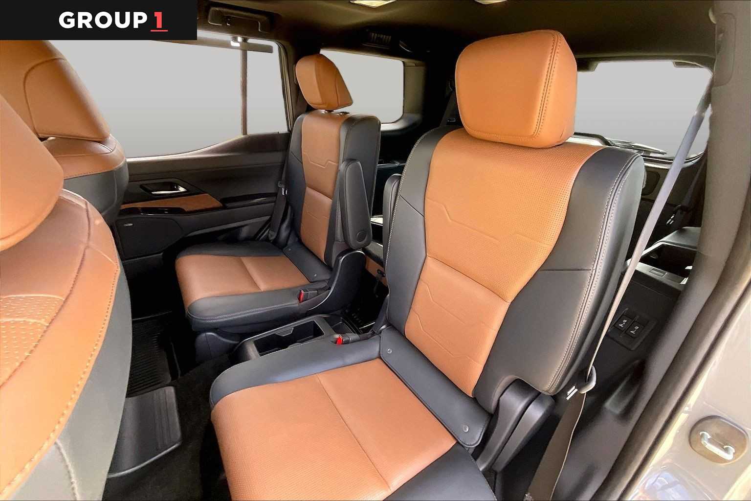 2024 Lexus GX 550 photo 18 of 34