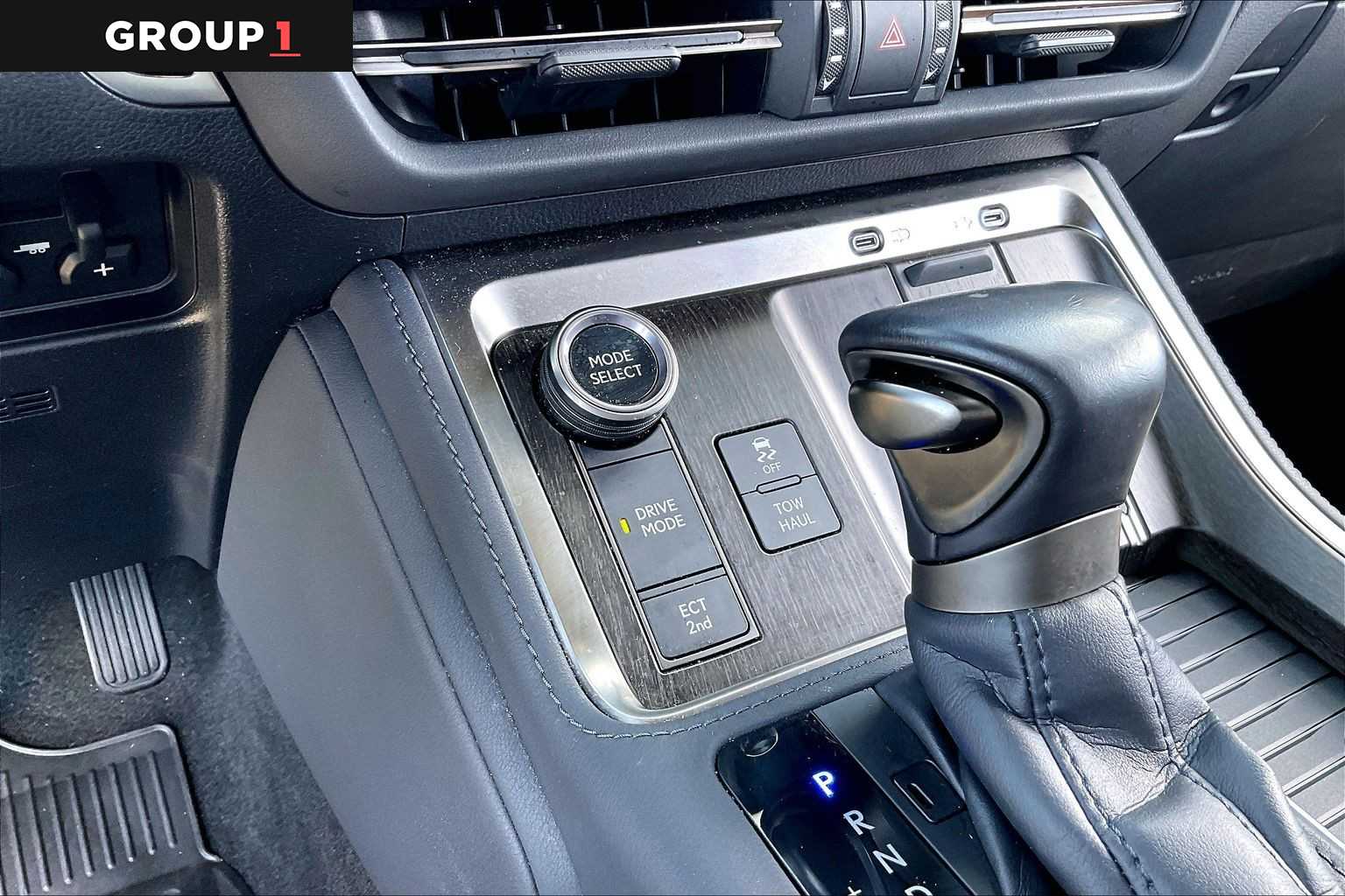 2024 Lexus GX 550 photo 32 of 34