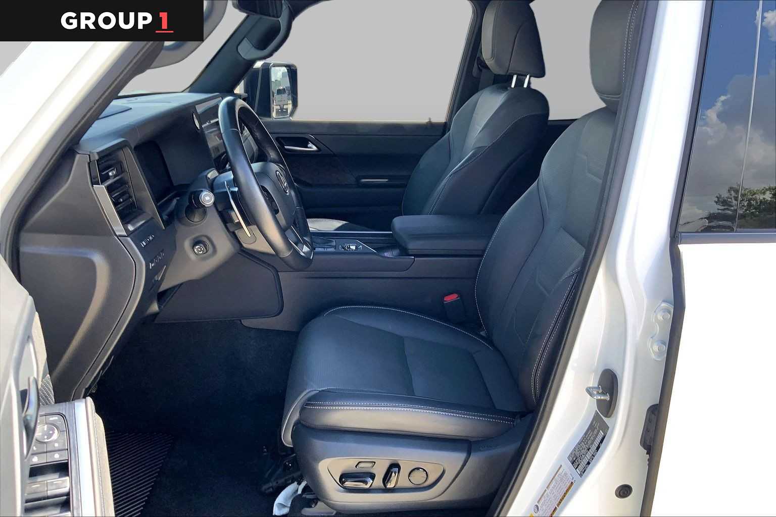 2024 Lexus GX 550 Luxury  Eminent White Pearl at Lexus of Clear Lake
