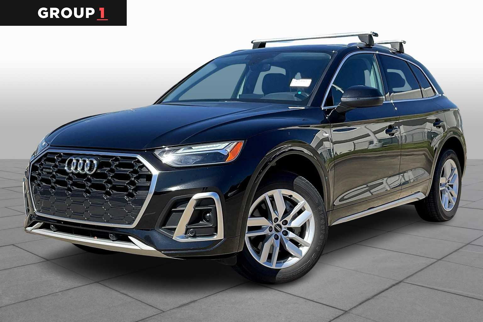2023 Audi Q5 S line Premium - 0