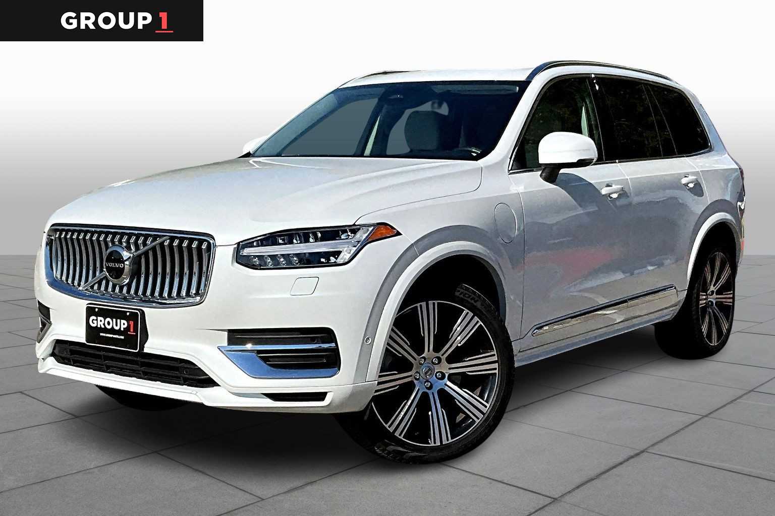 2023 Volvo XC90 Recharge Plug-In Hybrid Plus Crystal White Metallic at HGreg Houston