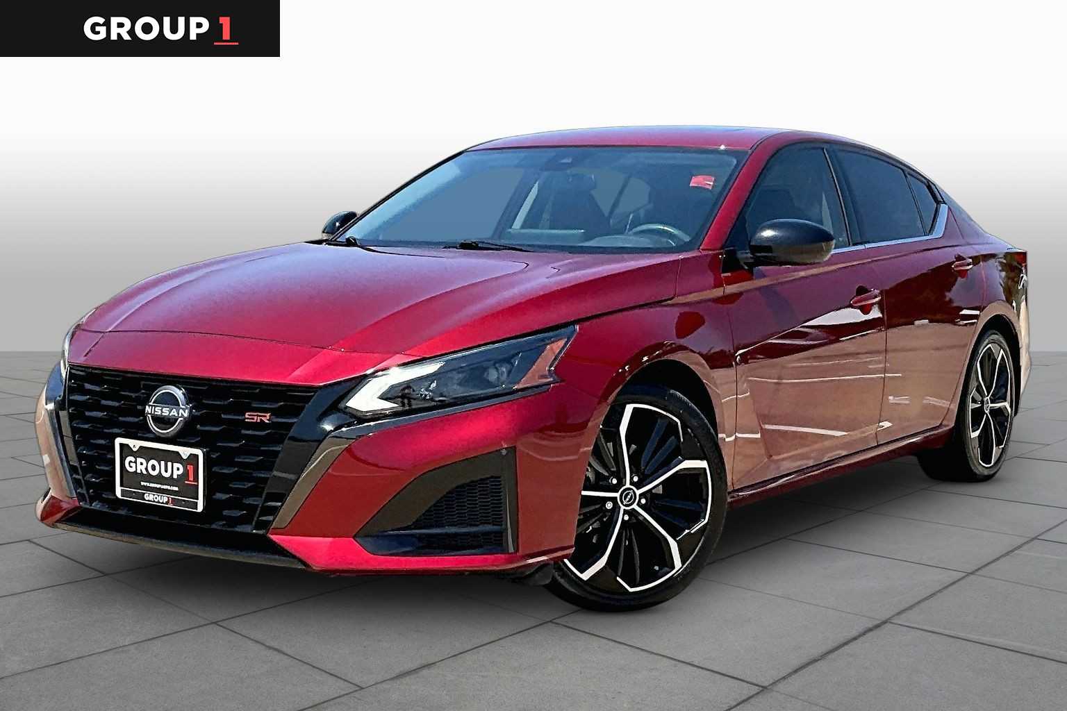 2023 Nissan Altima 2.5 SR Scarlet Ember Tintcoat at Friendly Ford Crosby