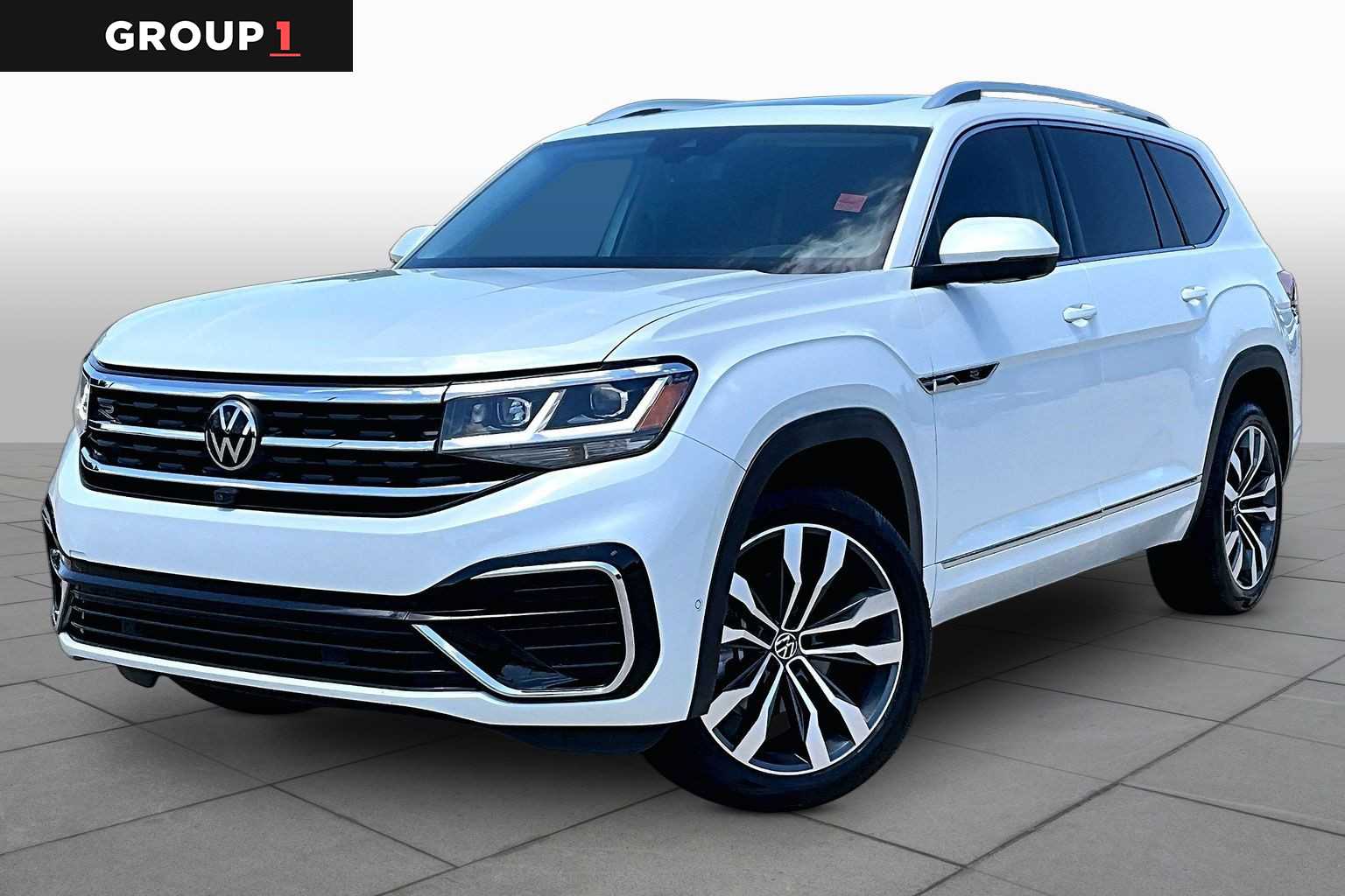 2023 Volkswagen Atlas 3.6L V6 SEL Premium R-Line Opal White Pearl at Beck & Masten Kia