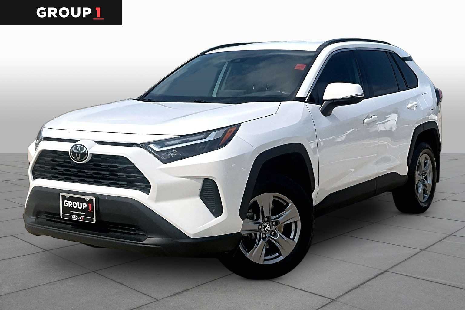 2022 Toyota RAV4 XLE White at AutoNation USA Houston