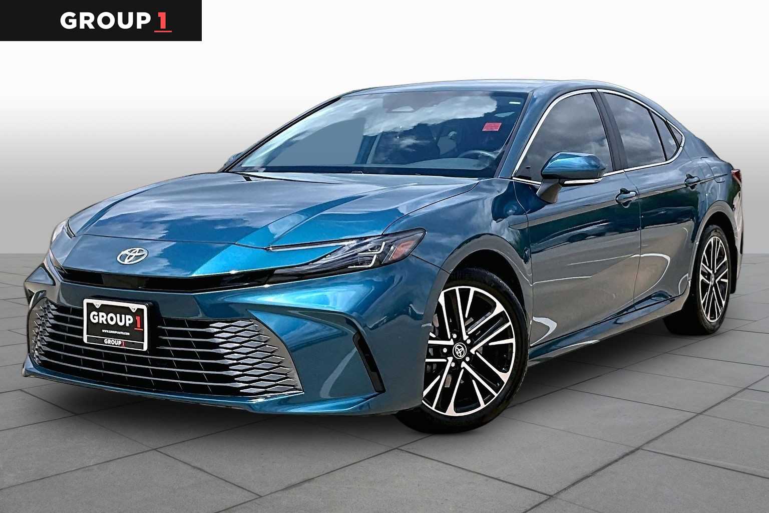 2026 Toyota Camry XLE Ocean Gem at Team Honda