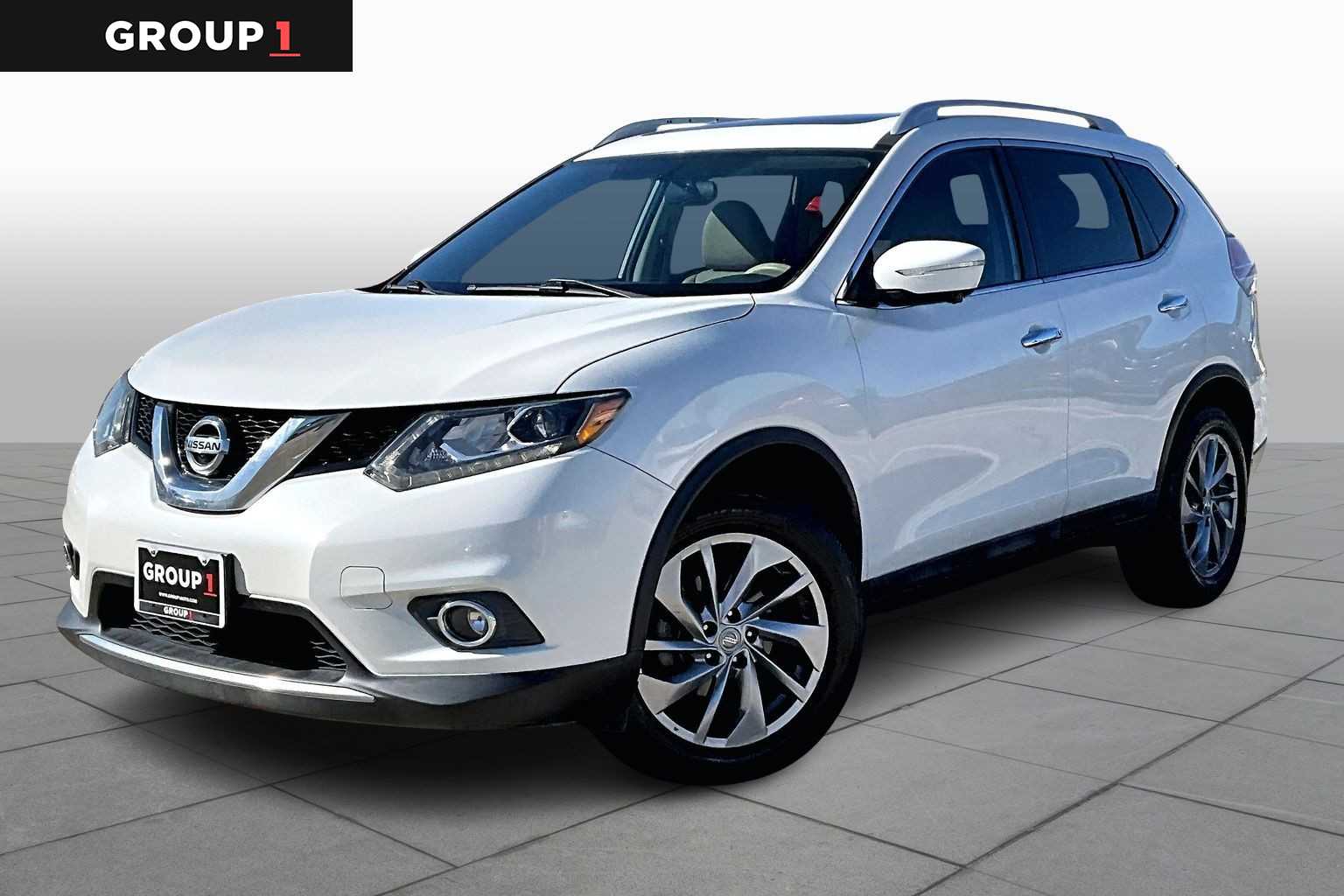 2015 Nissan Rogue SL Pearl White at Sterling McCall Nissan