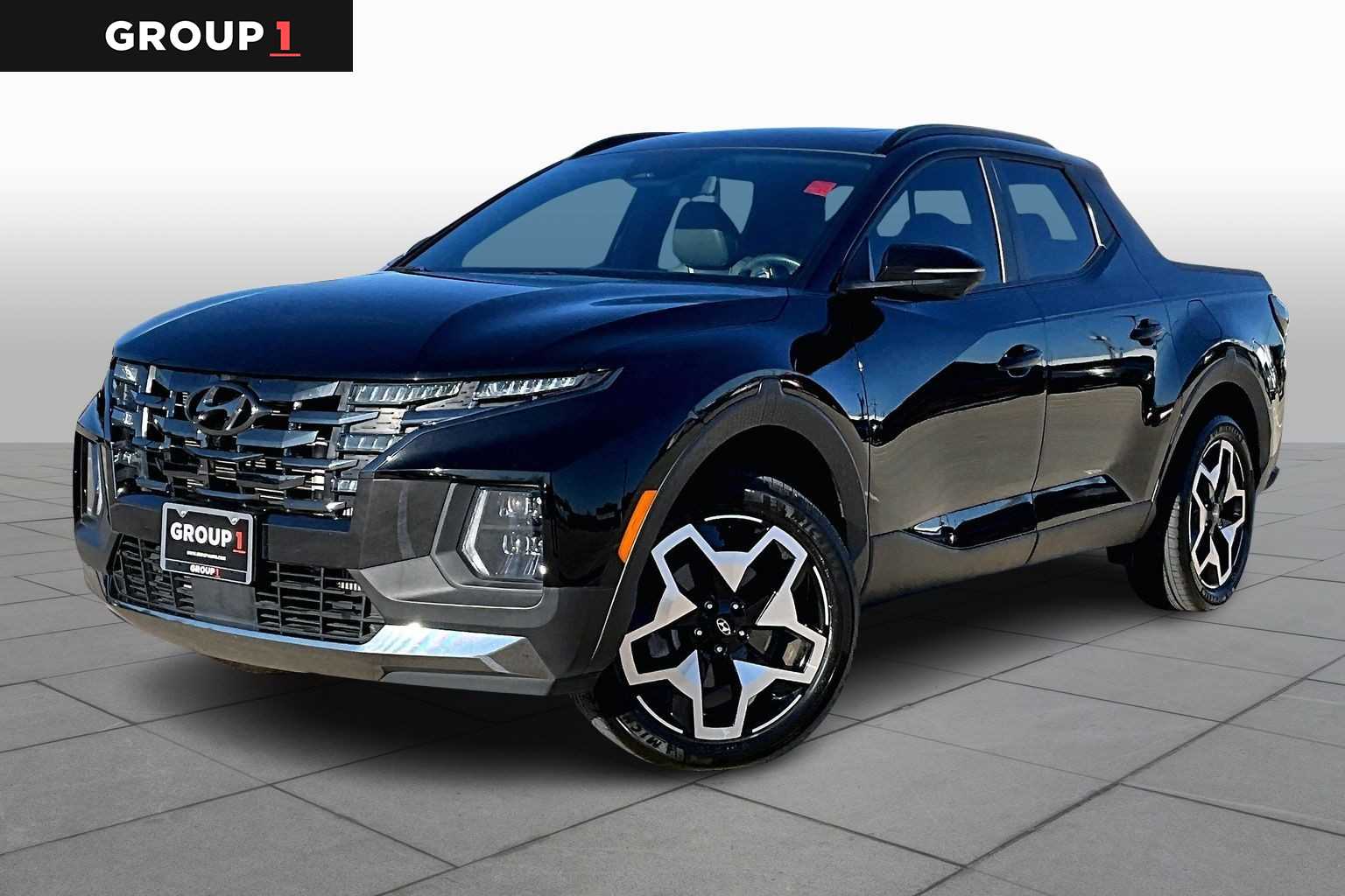 2024 Hyundai Santa Cruz Limited Phantom Black at Honda of Clear Lake