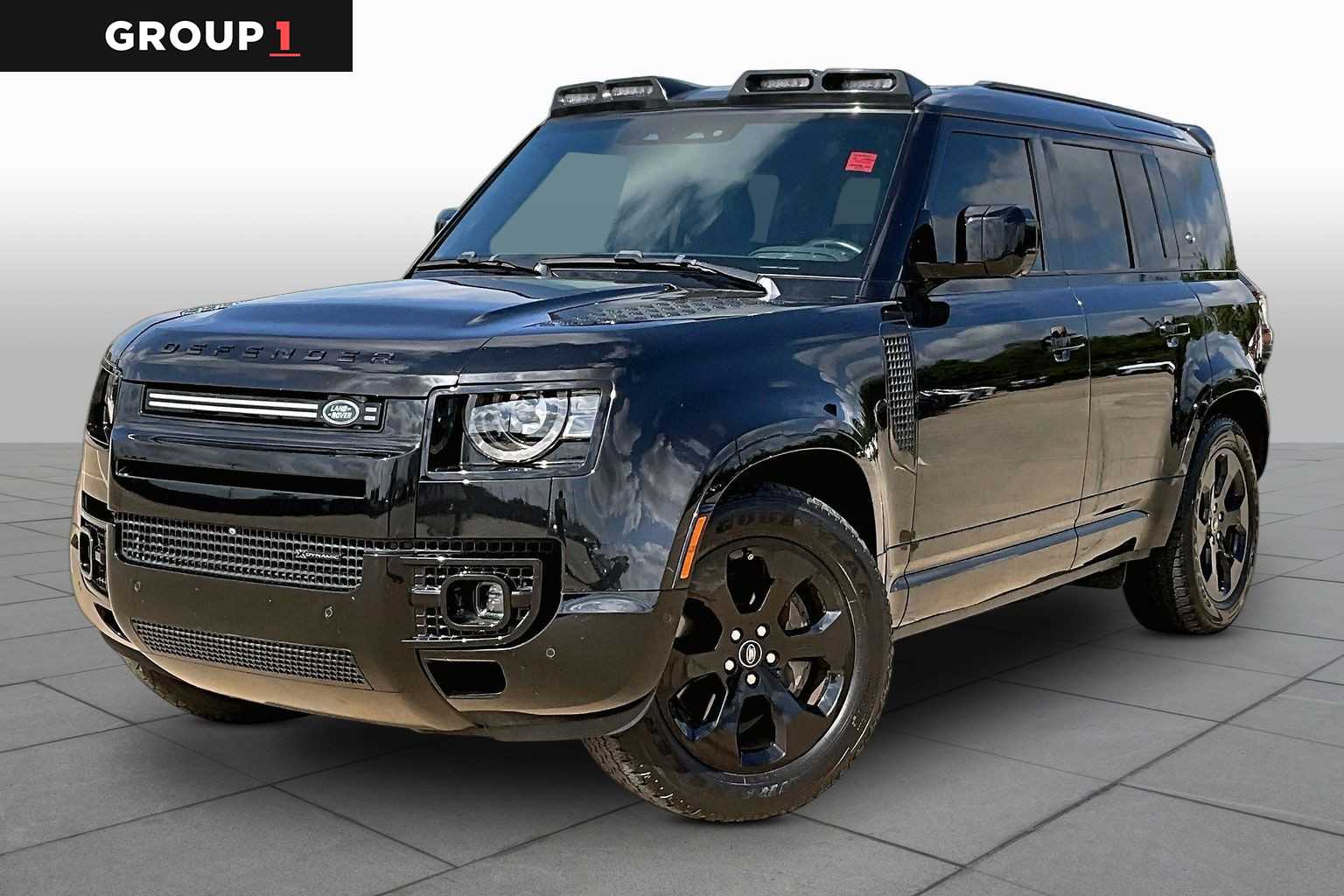 2022 Land Rover Defender X-Dynamic SE - 0