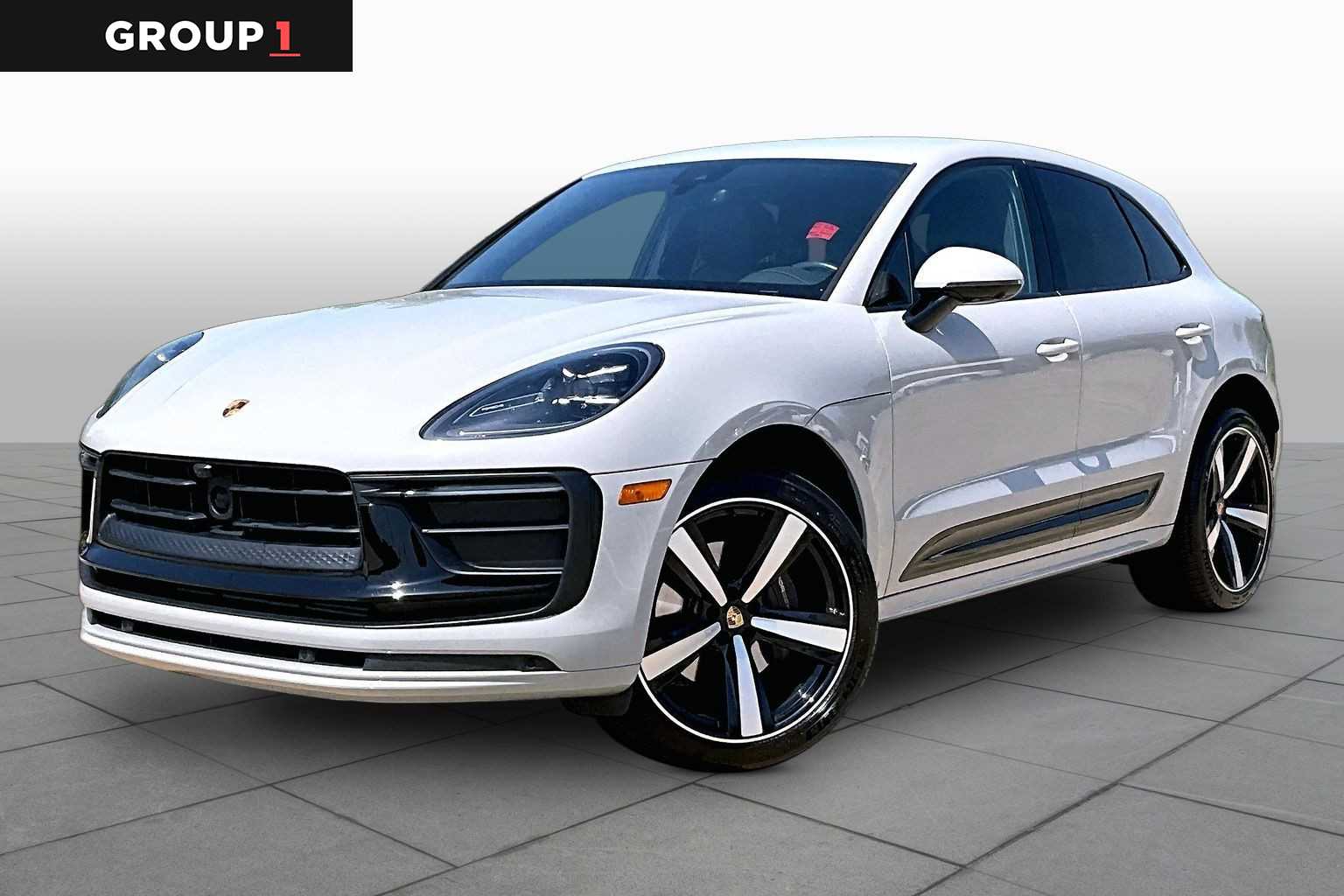 2023 Porsche Macan - 0