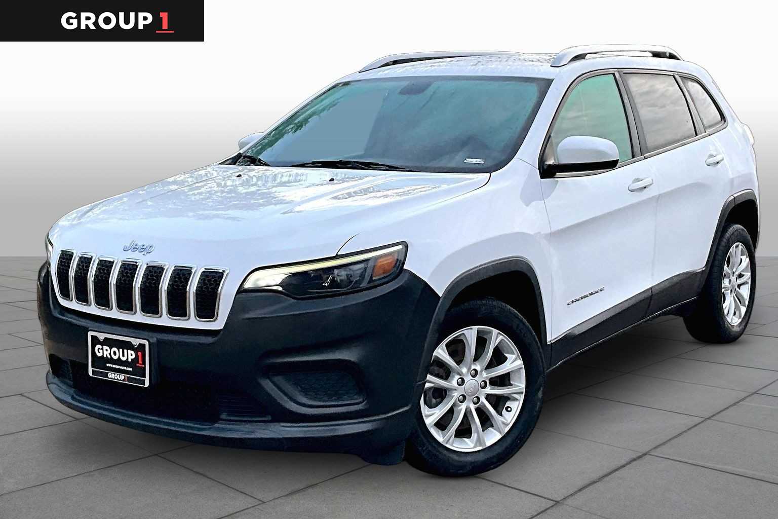 2020 Jeep Cherokee Latitude Bright White Clearcoat at Baytown Ford