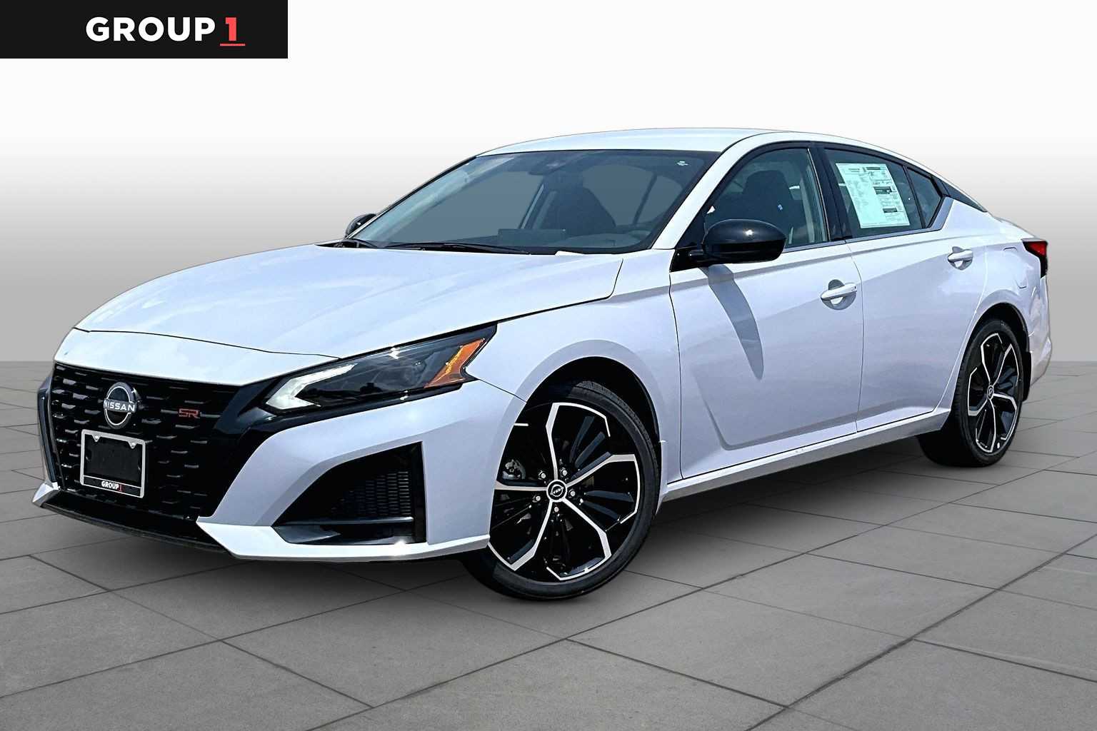 2026 Nissan Altima SR Gray Sky Pearl at Davis Chevrolet