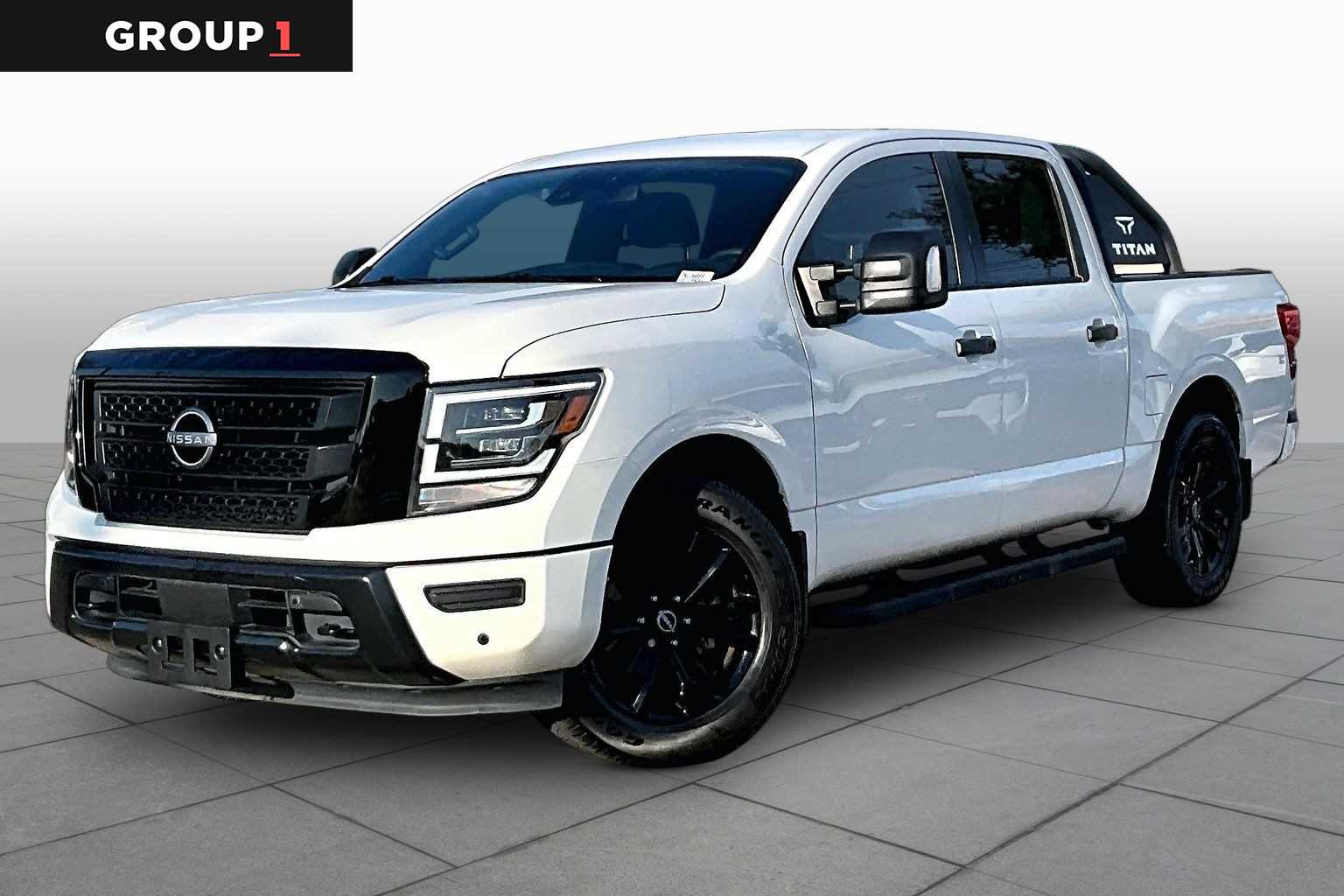 2023 Nissan Titan SV Glacier White at Beck & Masten Kia