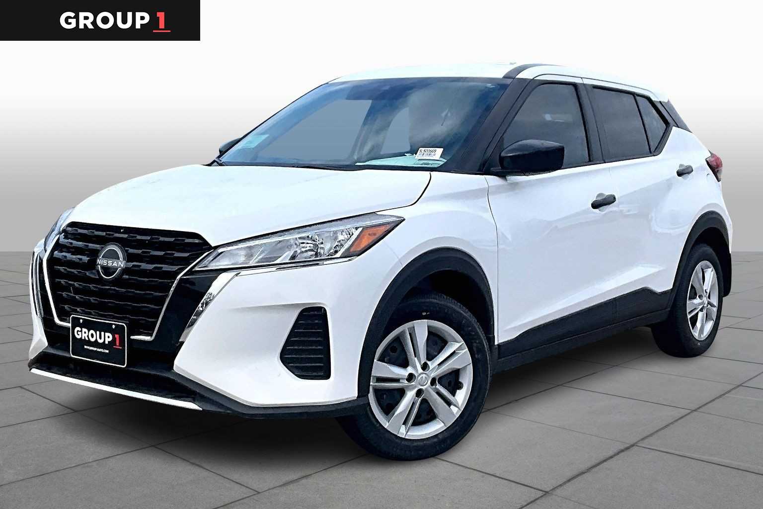 2025 Nissan Kicks Play S Fresh Powder at Sterling McCall Nissan