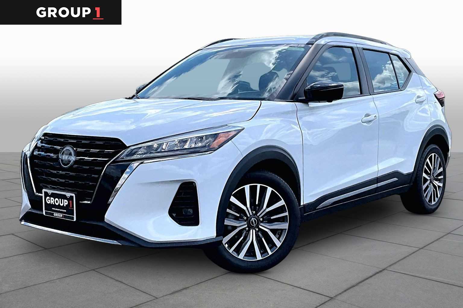 2024 Nissan Kicks SR Fresh Powder at Sterling McCall Nissan