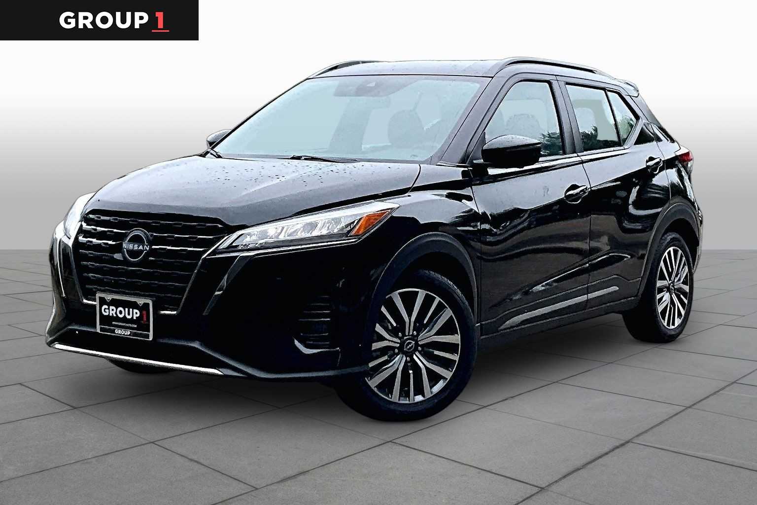 2024 Nissan Kicks SR Super Black at Sterling McCall Nissan