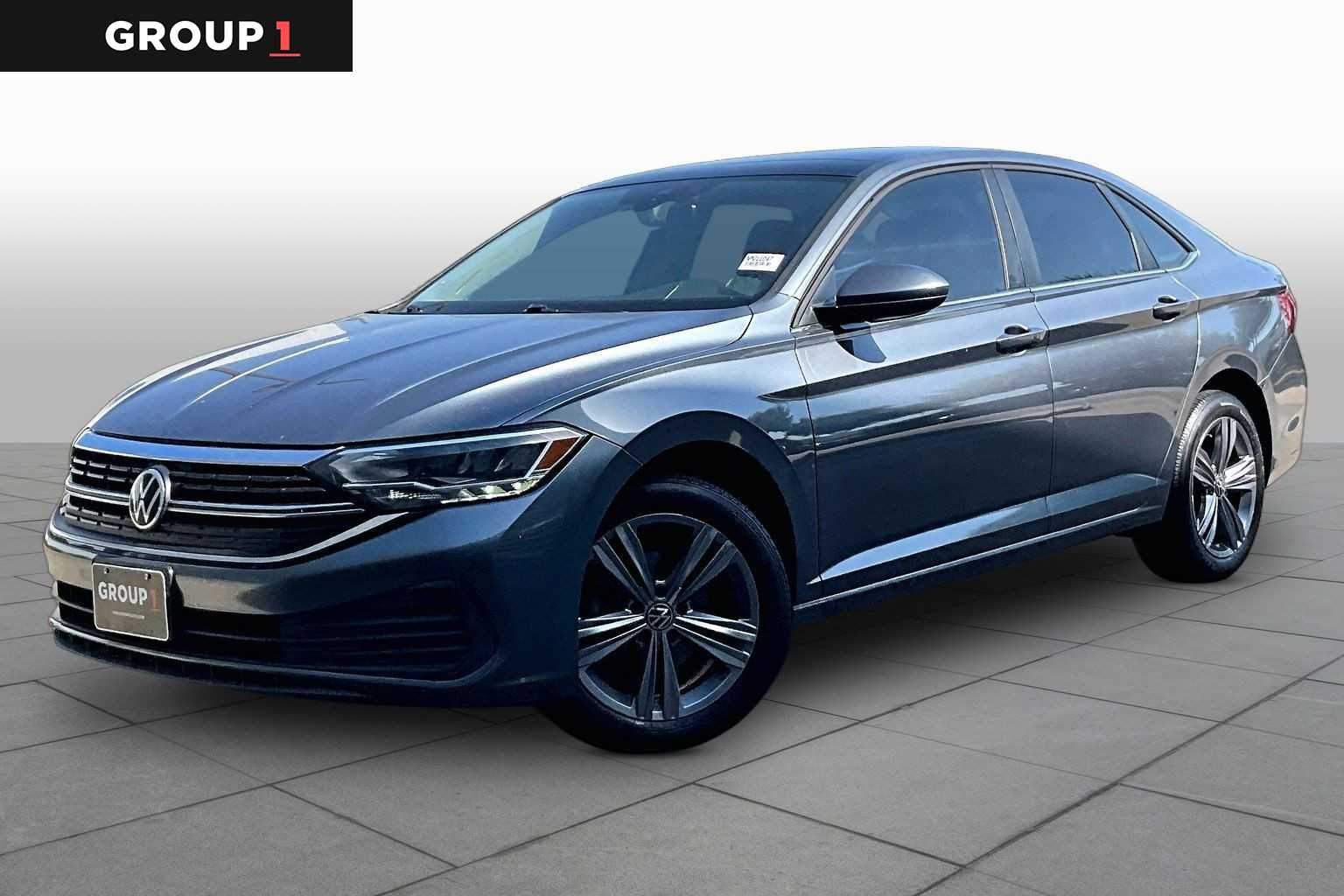 2022 Volkswagen Jetta SE Platinum Gray Metallic at AutoNation USA Houston