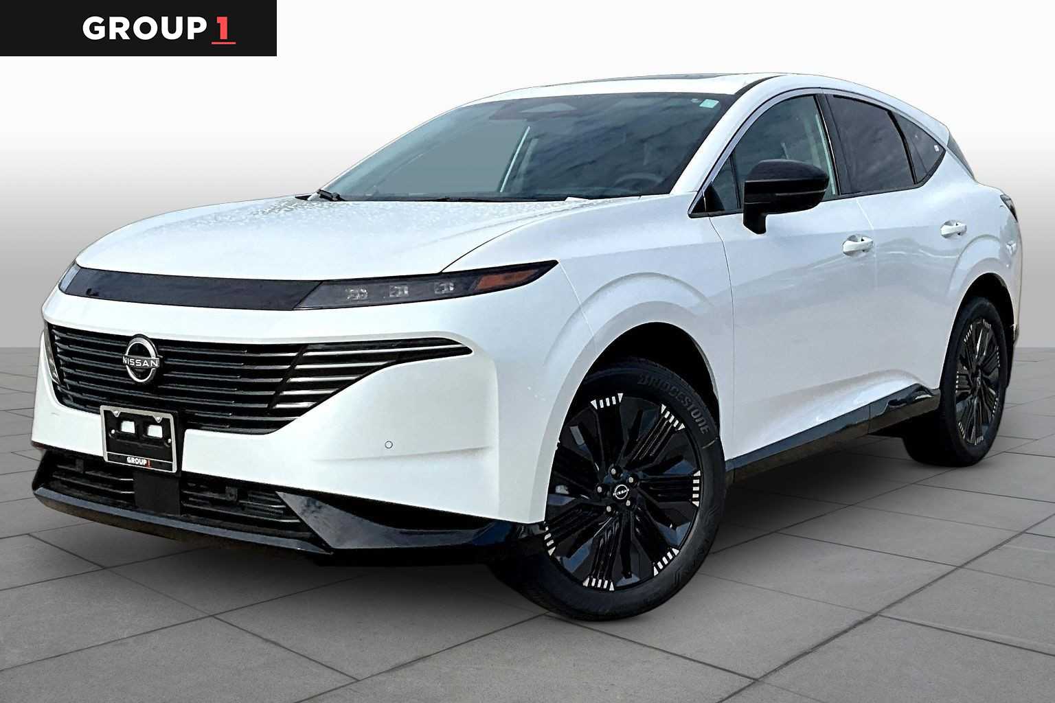 2026 Nissan Murano Platinum Everest White Pearl Tricoat at Sterling McCall Nissan