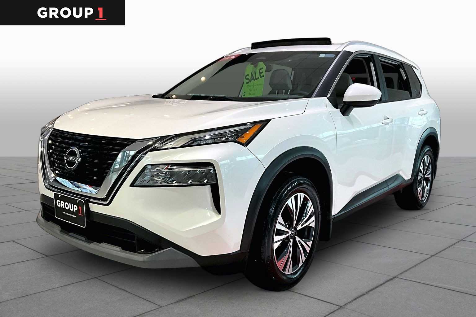 2023 Nissan Rogue SV - 0