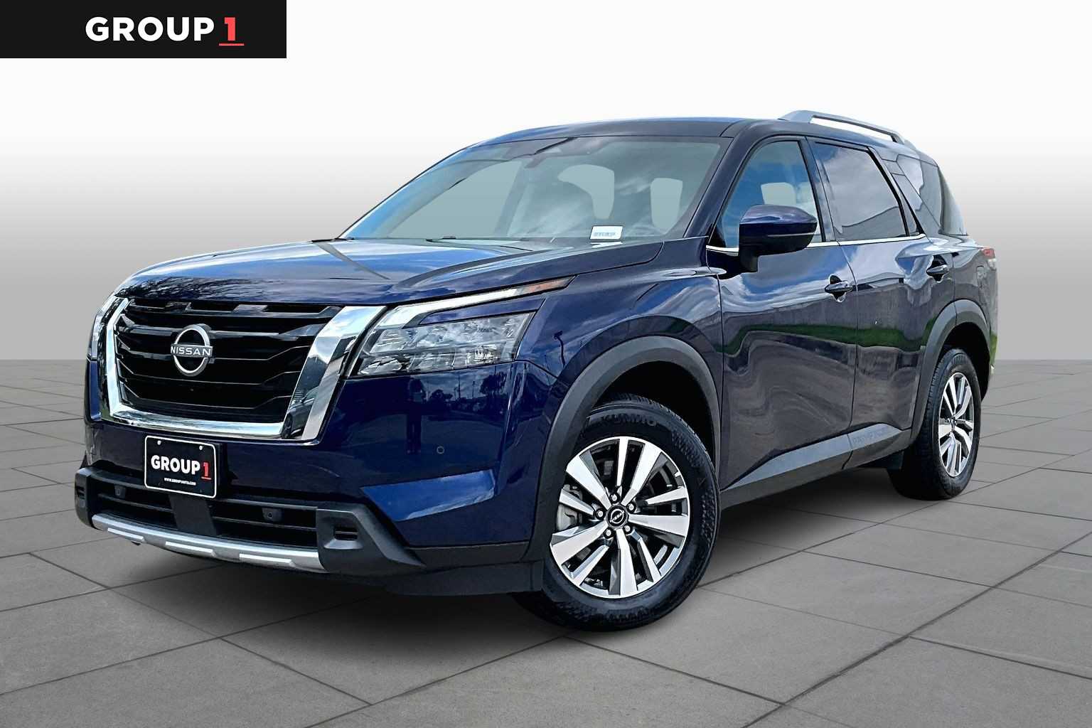 2025 Nissan Pathfinder SL - 0