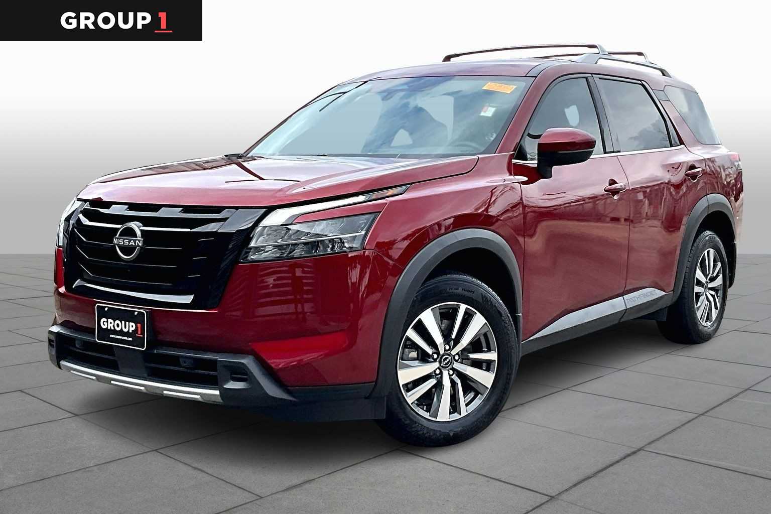 2023 Nissan Pathfinder SL Scarlet Ember Tintcoat at Davis Chevrolet