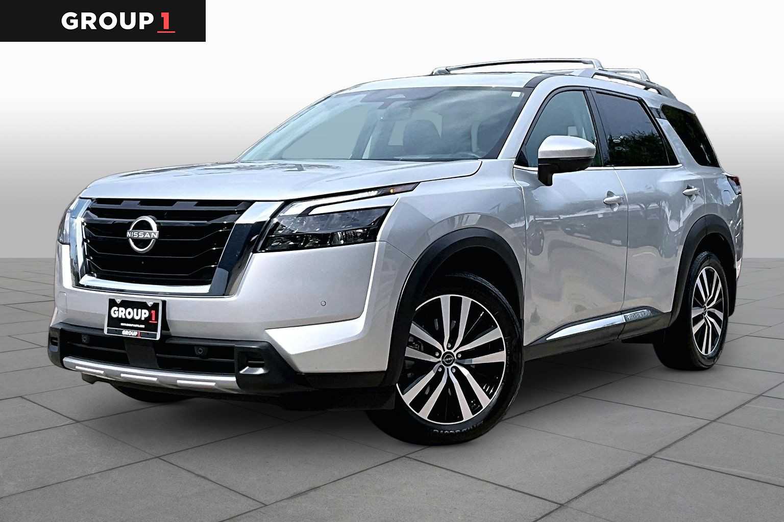 2025 Nissan Pathfinder Platinum Brilliant Silver Metallic at Sterling McCall Nissan