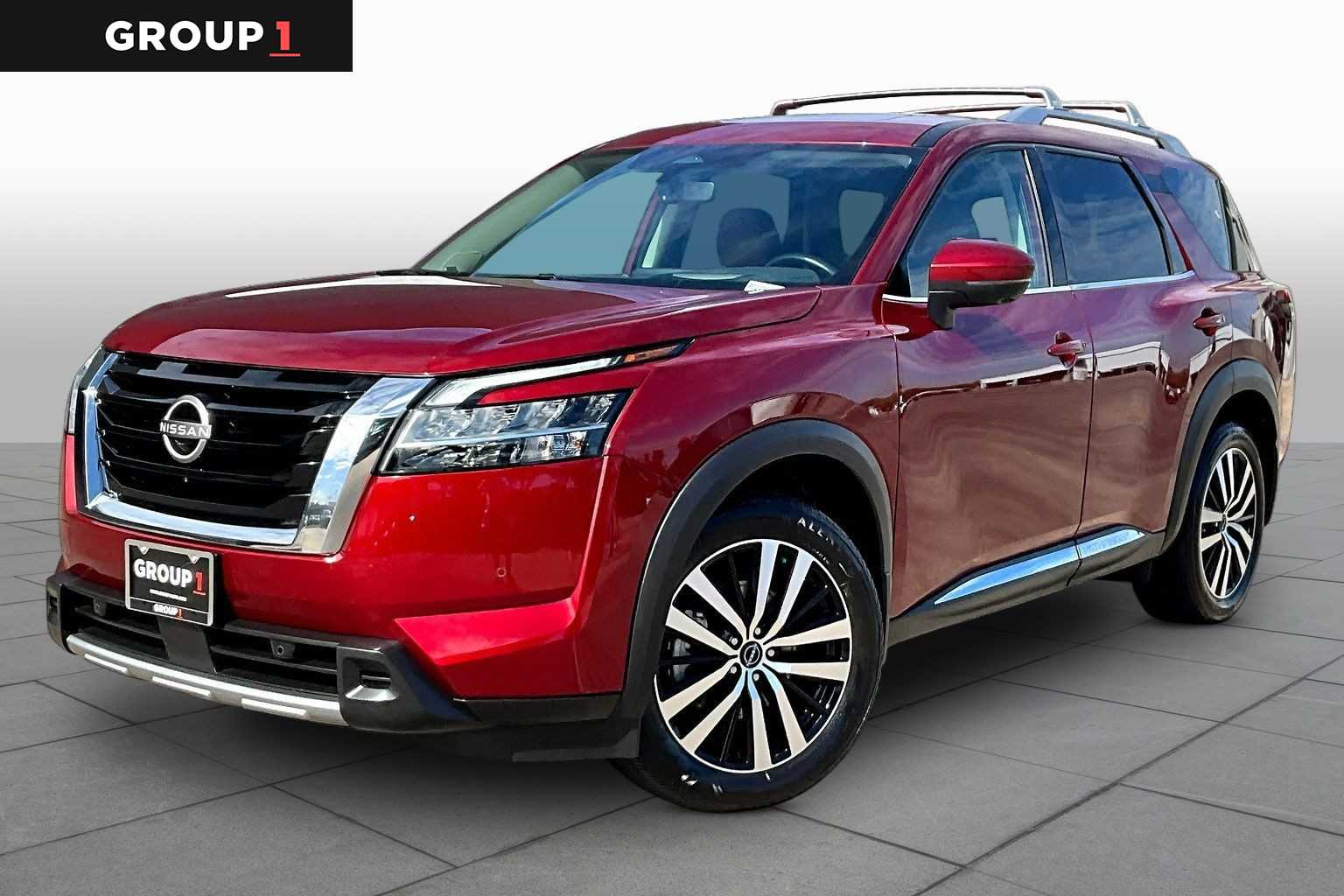 2023 Nissan Pathfinder Platinum - 0