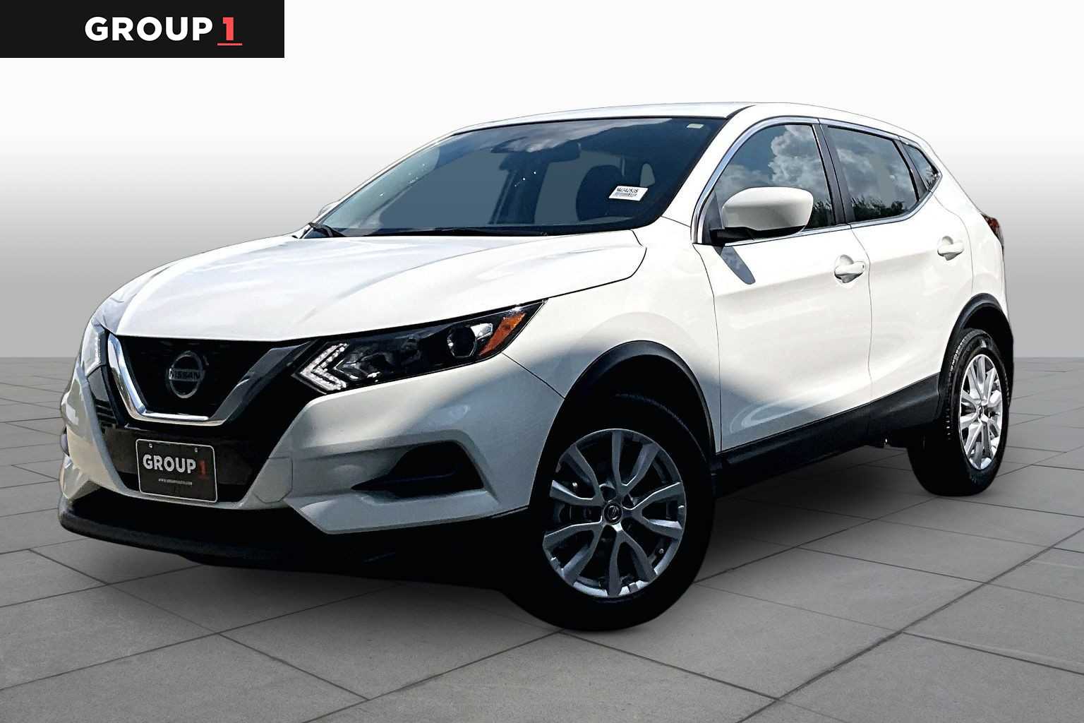 2022 Nissan Rogue Sport S Glacier White at Sterling McCall Nissan