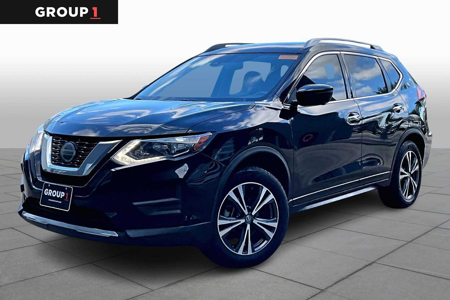 2019 Nissan Rogue SV Magnetic Black Pearl at Sterling McCall Nissan