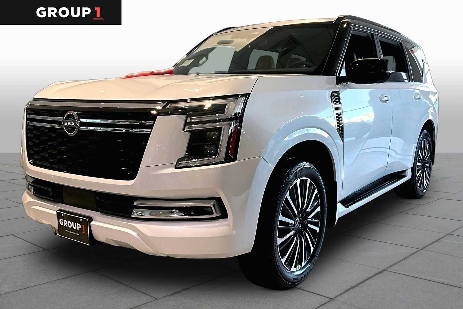2026 Nissan Armada Platinum Reserve Everest White Pearl Tricoat/Super Black at Robbins Nissan