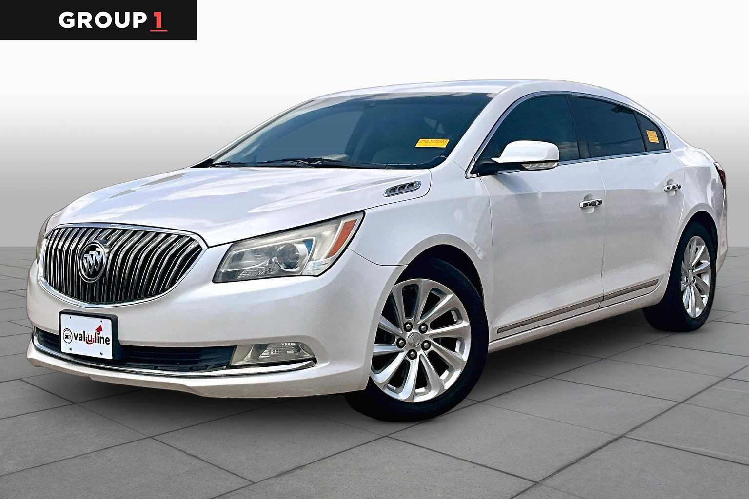 Pre-Owned 2015 Buick LaCrosse Leather