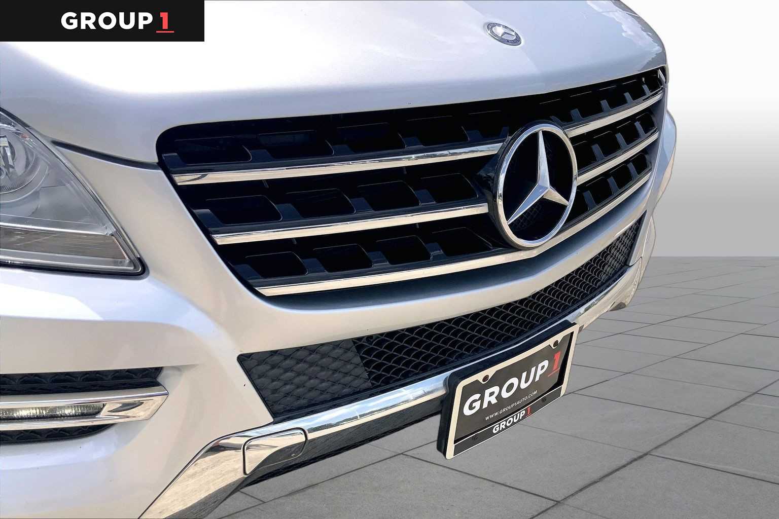 Iridium Silver Metallic 2015 Mercedes-Benz M-Class SUV / Crossover Rear-Wheel Drive 7-Speed Automatic