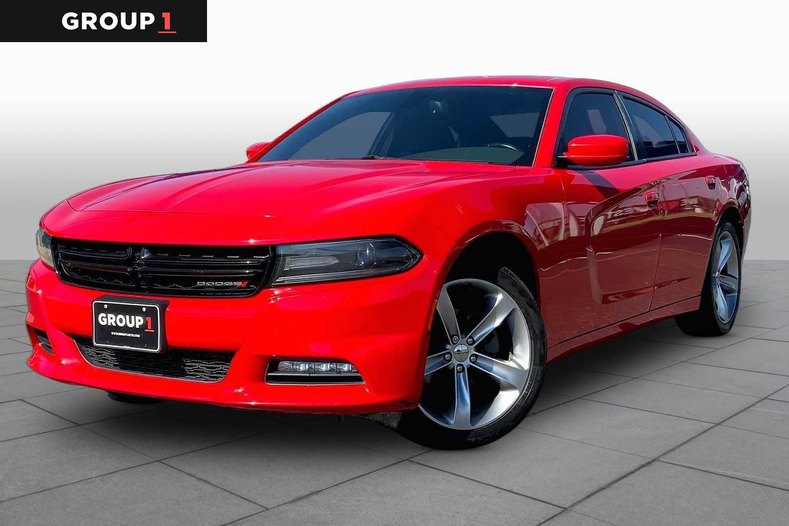  2015 Dodge Charger SXT RWD   