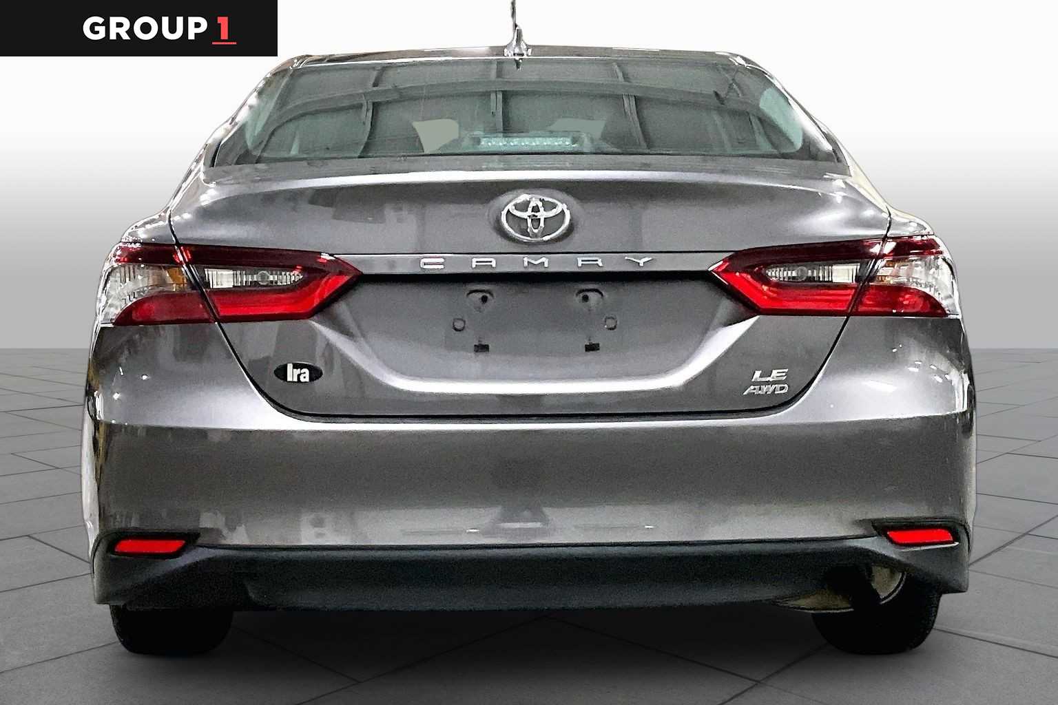 View vehicle photo 5