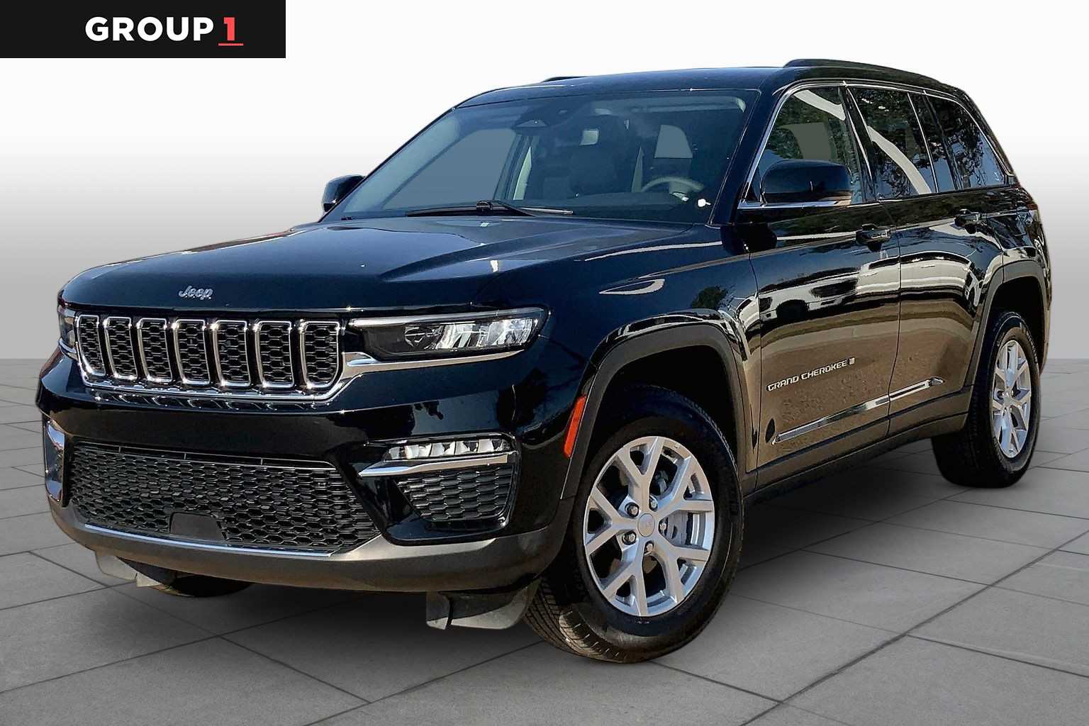 Diamond Black Crystal Pearlcoat 2023 Jeep Grand Cherokee SUV / Crossover Four-Wheel Drive 8-Speed Automatic