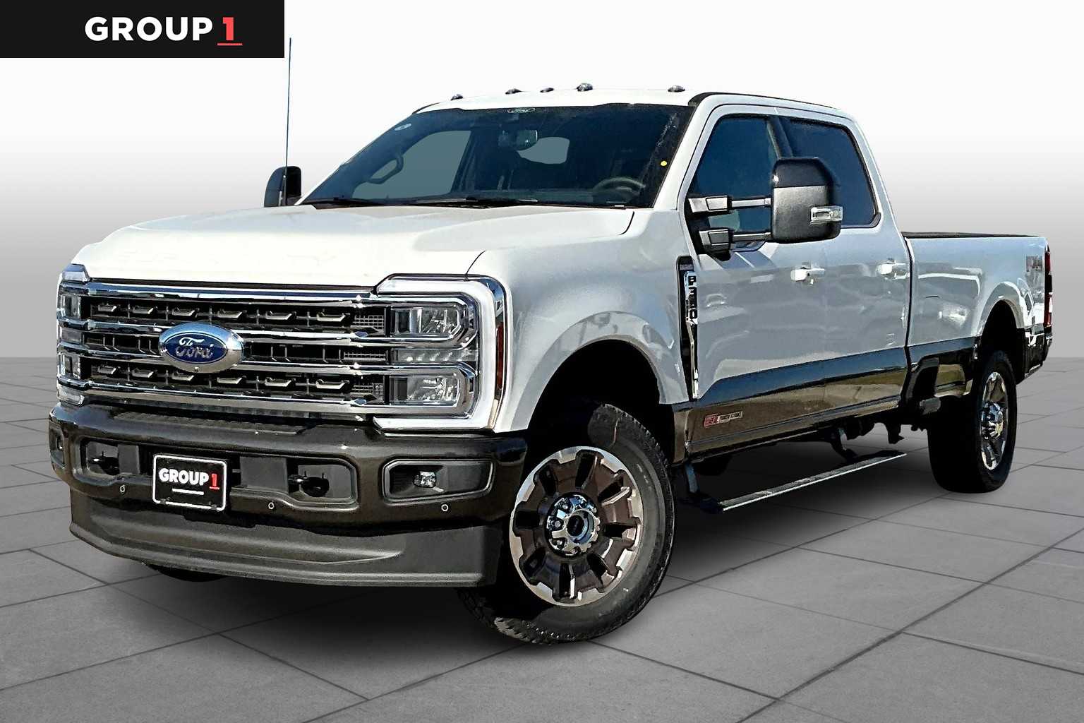 2025 Ford F-350 Super Duty King Ranch Crew Cab 4WD