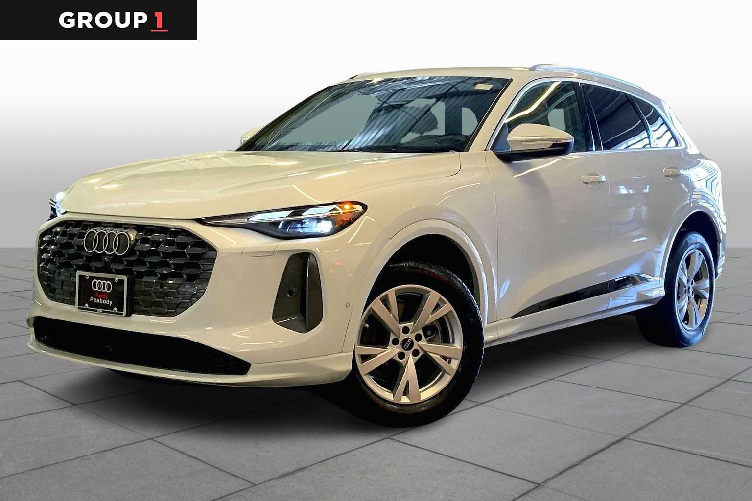 2025 Audi Q5 quattro Premium 40 TFSI