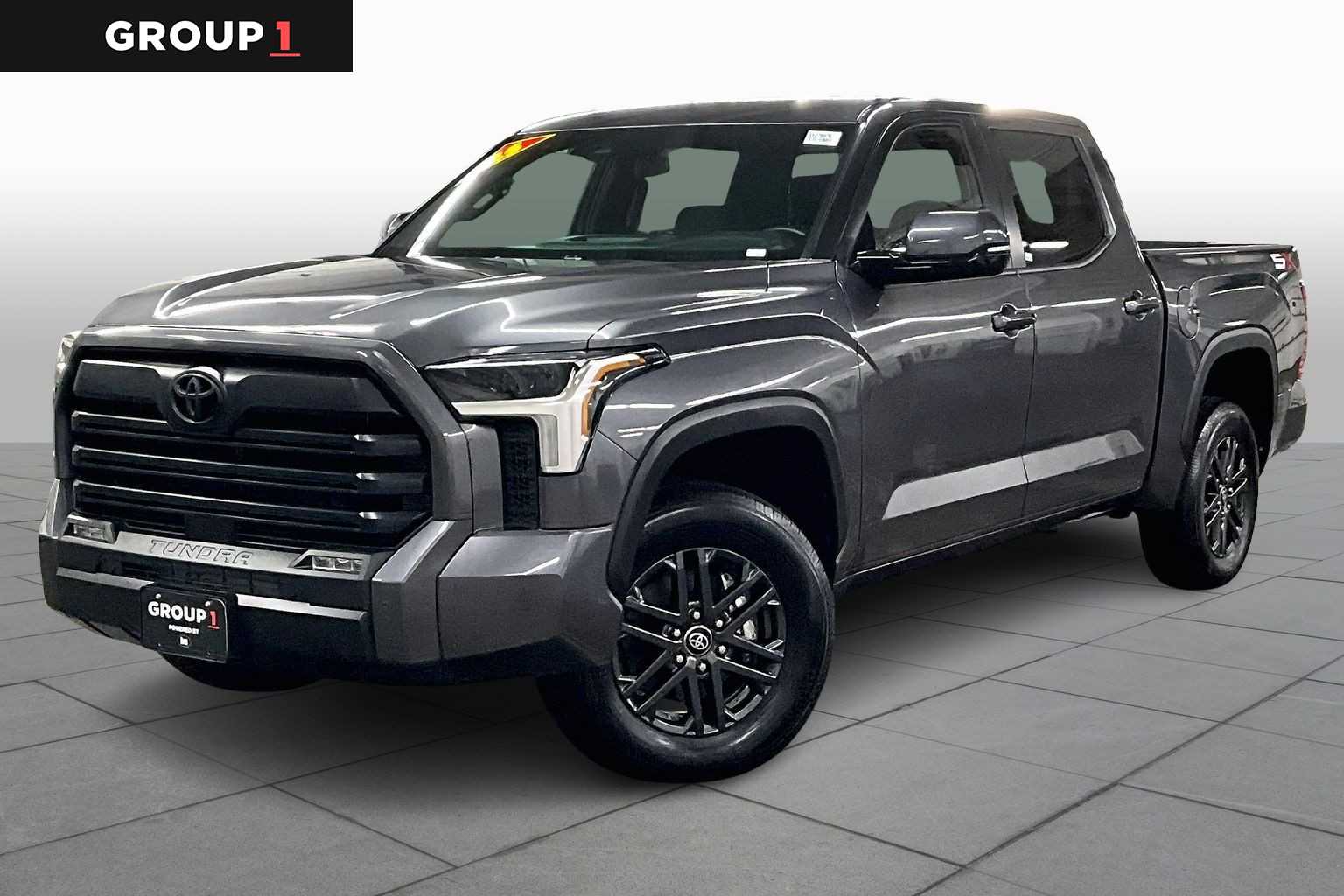 2025 Toyota Tundra SR5 CrewMax Cab 4WD