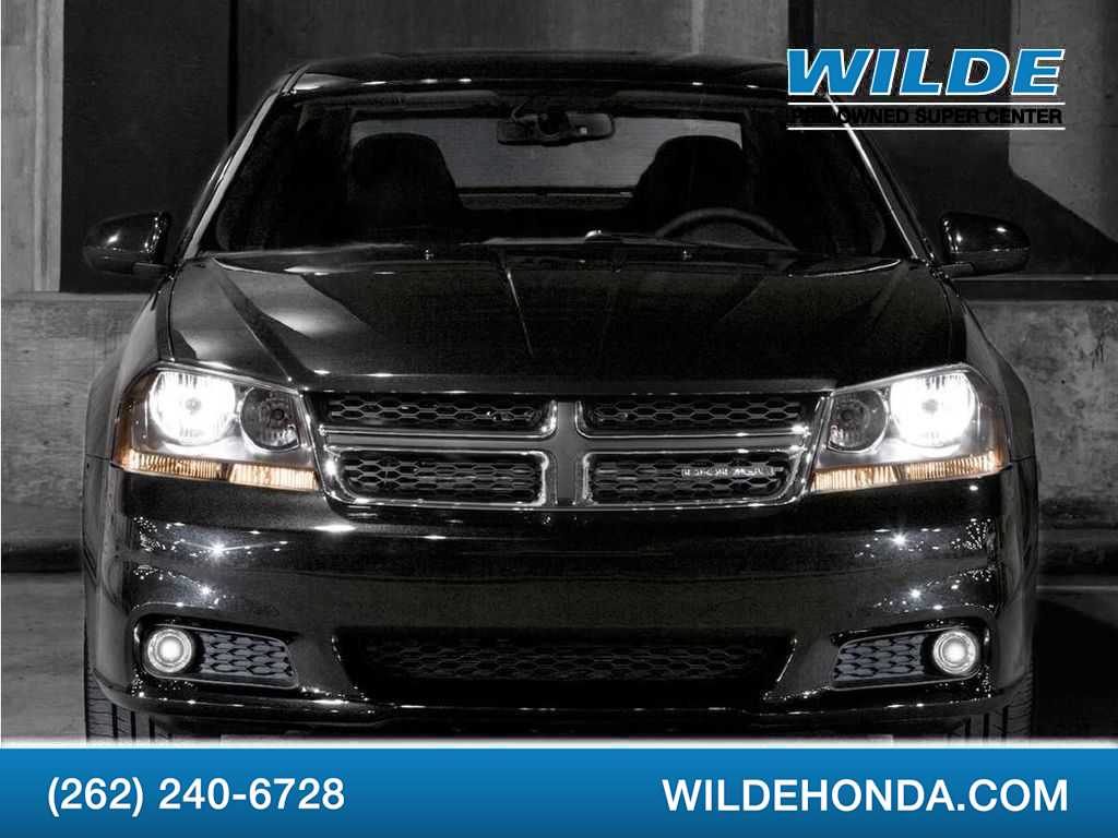 Redline 2 Coat Pearl 2014 Dodge Avenger Sedan Front-Wheel Drive 6-Speed Automatic