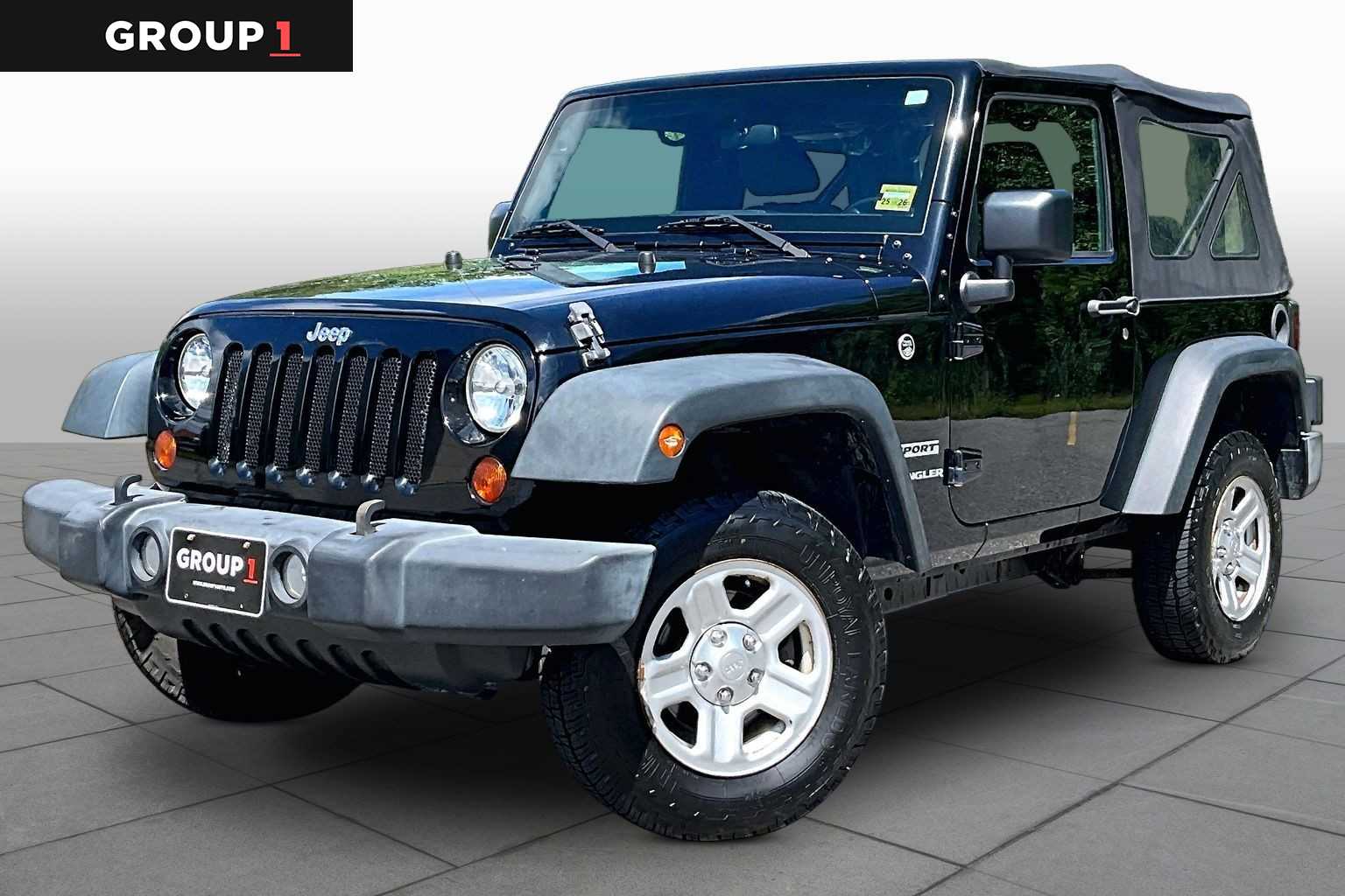 Black Clearcoat 2016 Jeep Wrangler SUV / Crossover Four-Wheel Drive 5-Speed Automatic